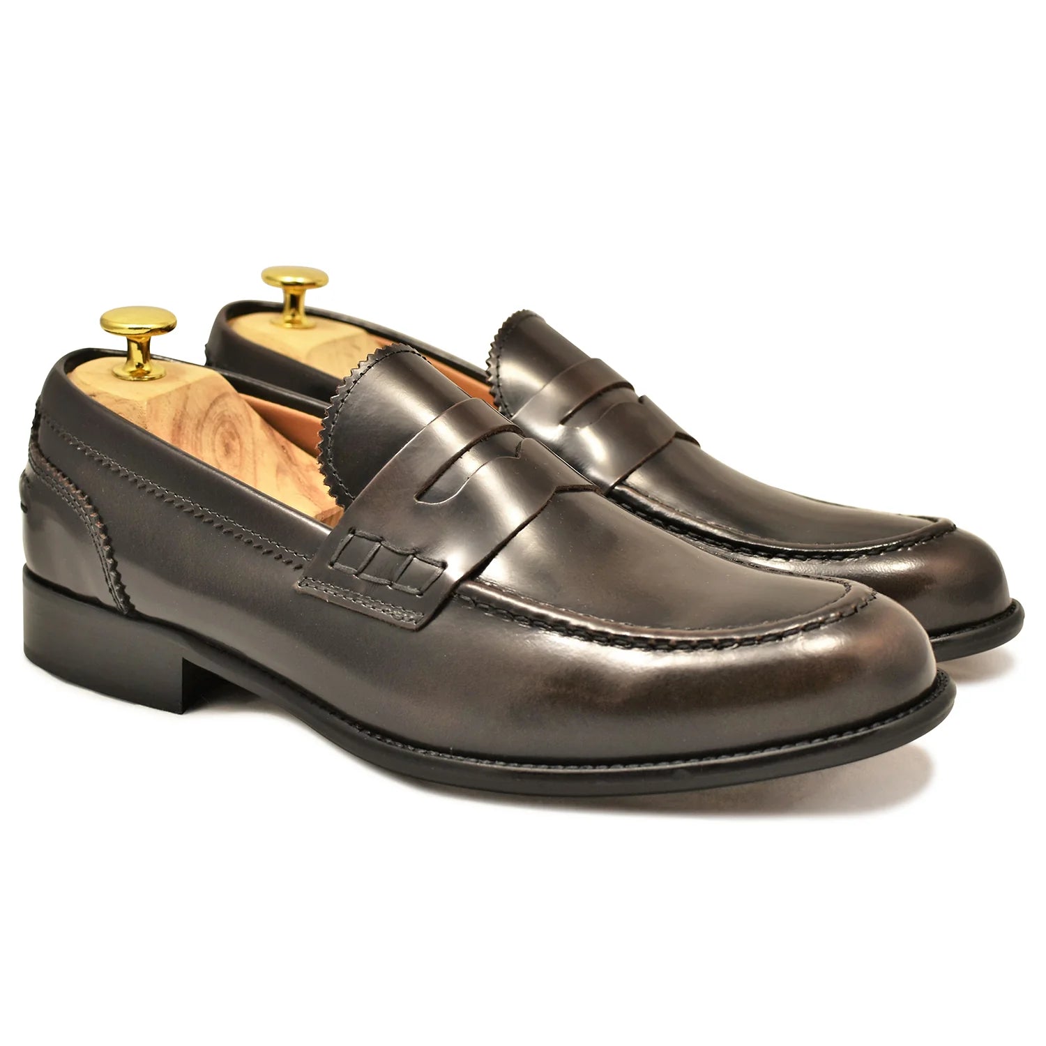 S409 Chaussure en Cuir